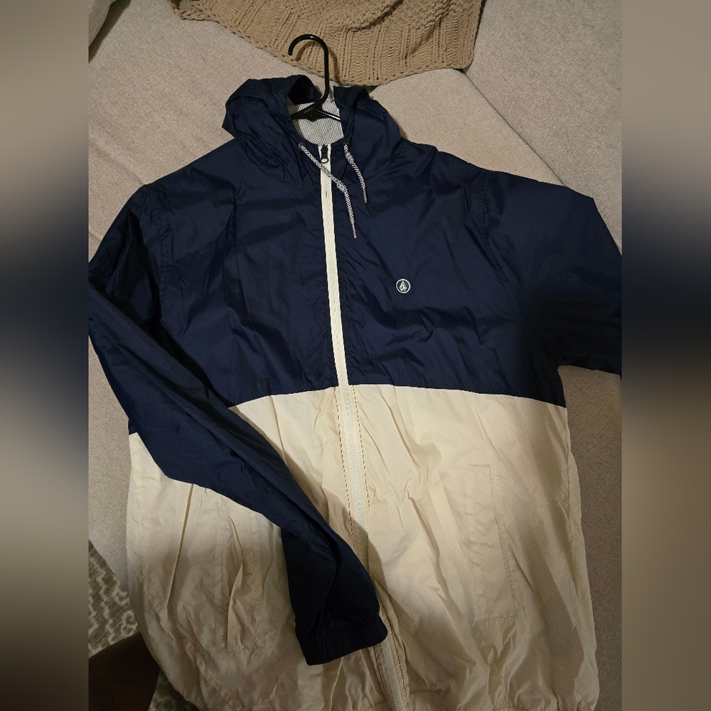 Volcom Blue and Cream Windbreaker Jacket